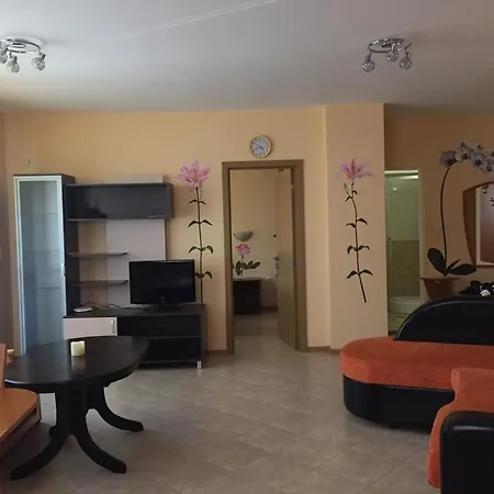 Апартамент Sunny Hills Private Слънчев бряг