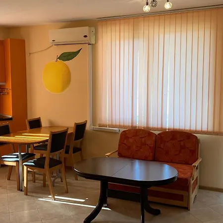 Sunny Hills Private Слънчев бряг