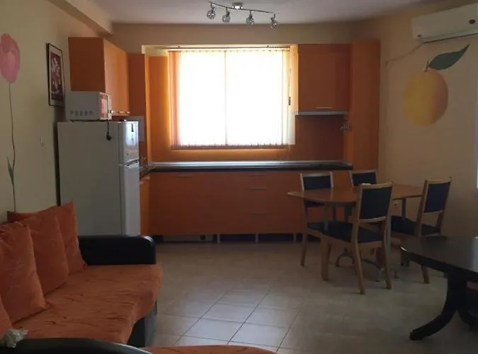 アパート Sunny Hills Private